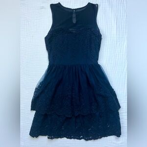Annabella navy blue dress -Size Medium
